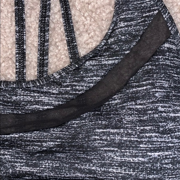 NWT VICTORIA’S SECRET Marled Strappy Sports Bra - Picture 3 of 13
